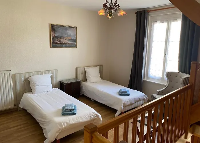 Maison Avec Jardin Et Parking, Au Centre D\'Etretat
